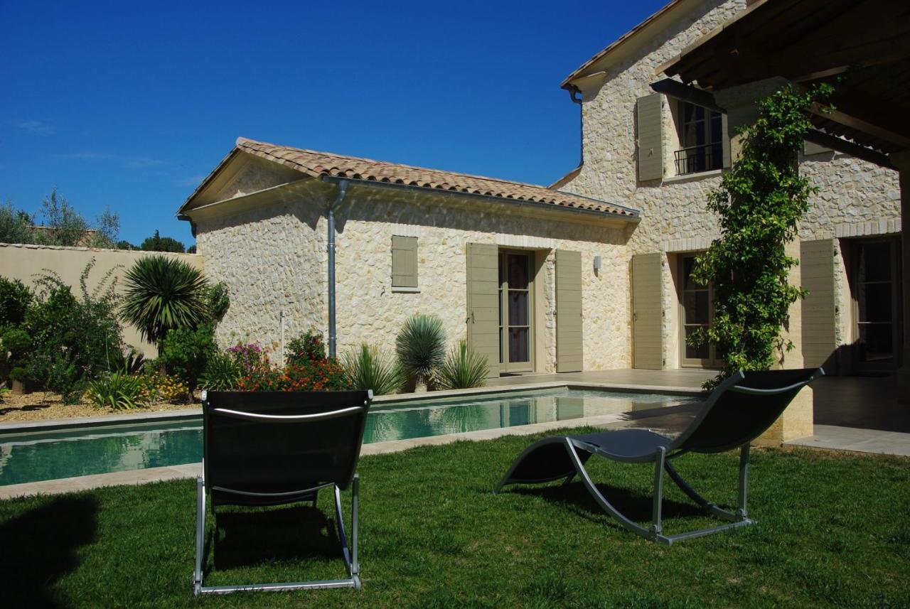 Uzes Decouvertes מראה חיצוני תמונה